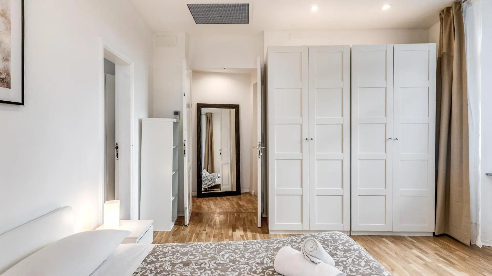 V E N E R E Apartments Rome