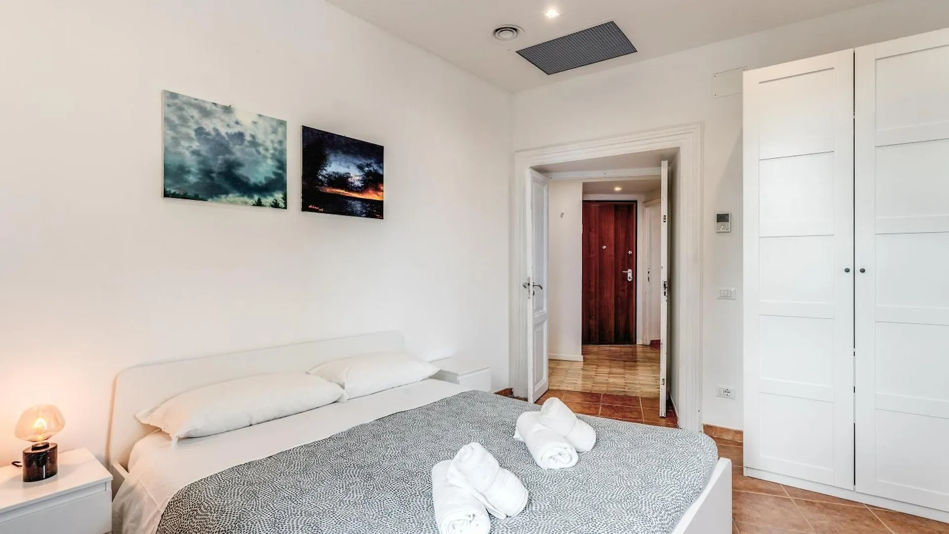 V E N E R E Apartments Rome