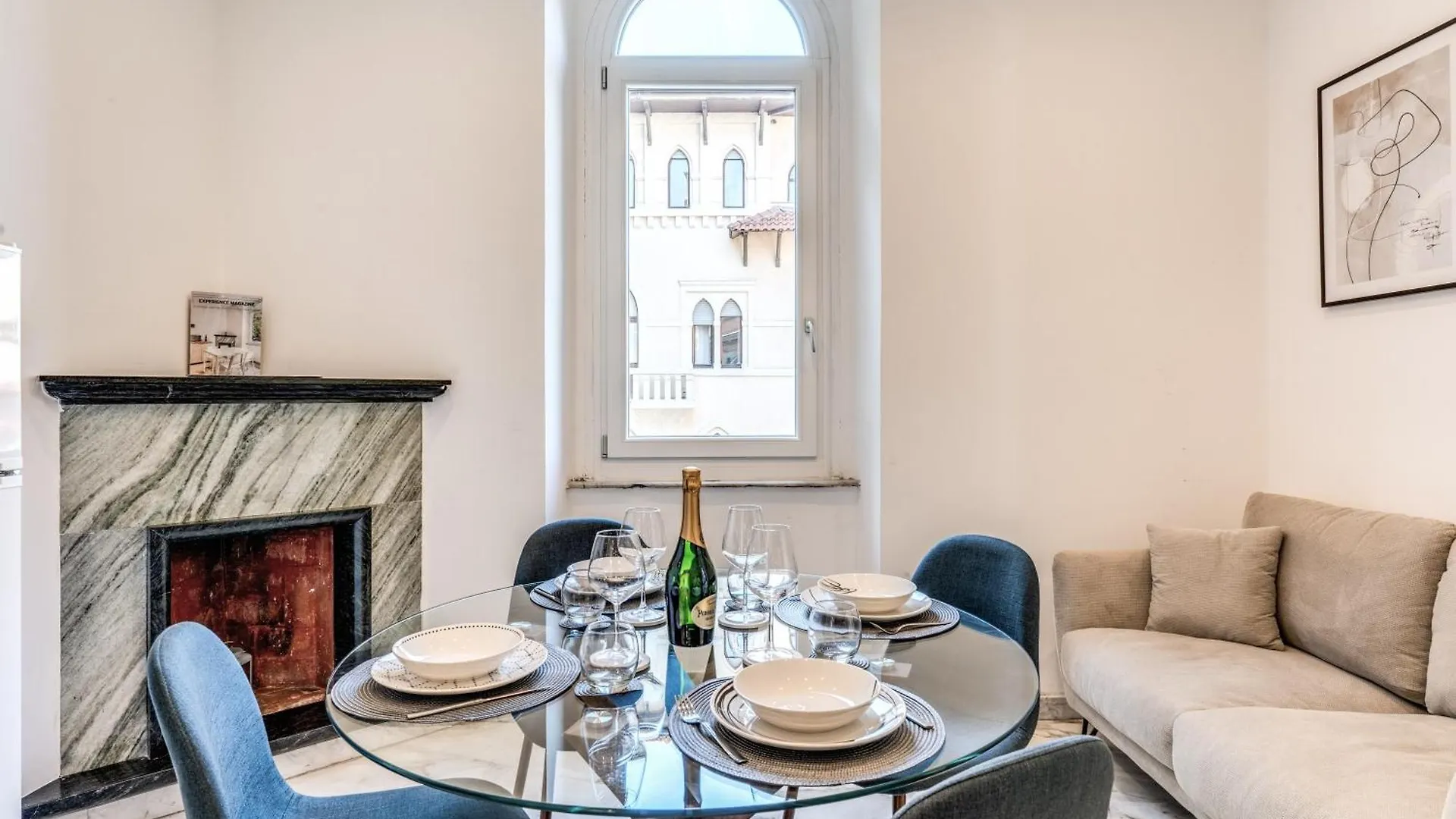 V E N E R E Apartments Rome
