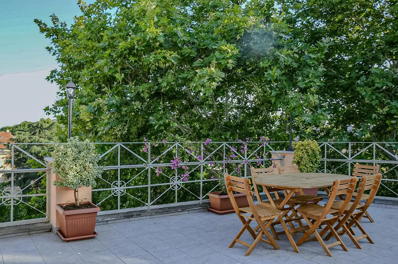 V E N E R E Apartments Rome Italy