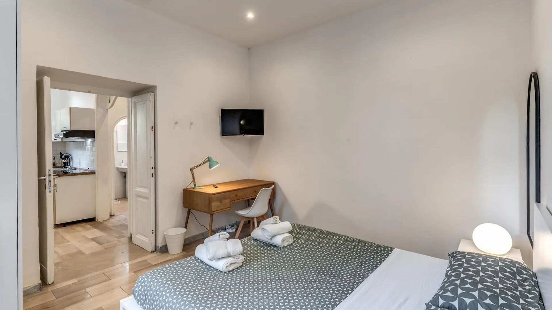 V E N E R E Apartments Rome
