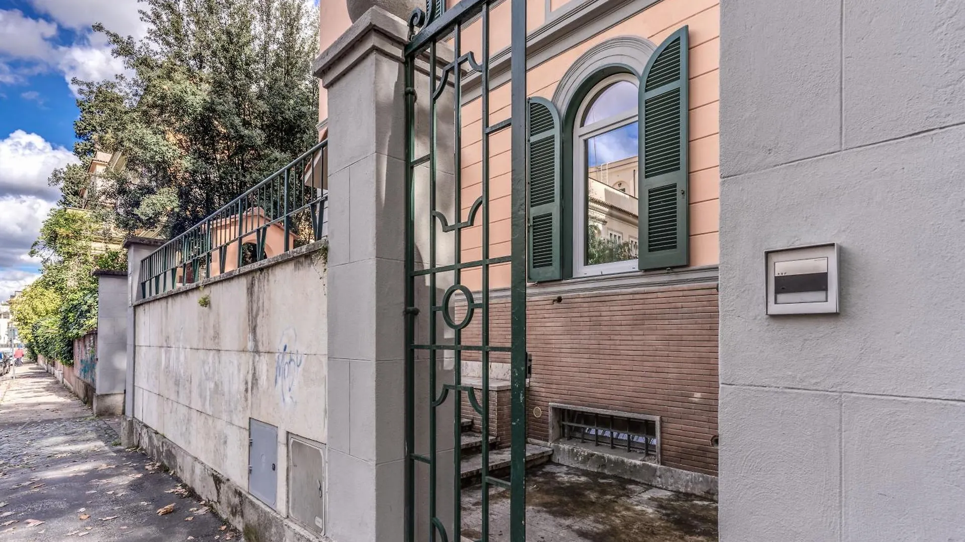 V E N E R E Apartments Rome